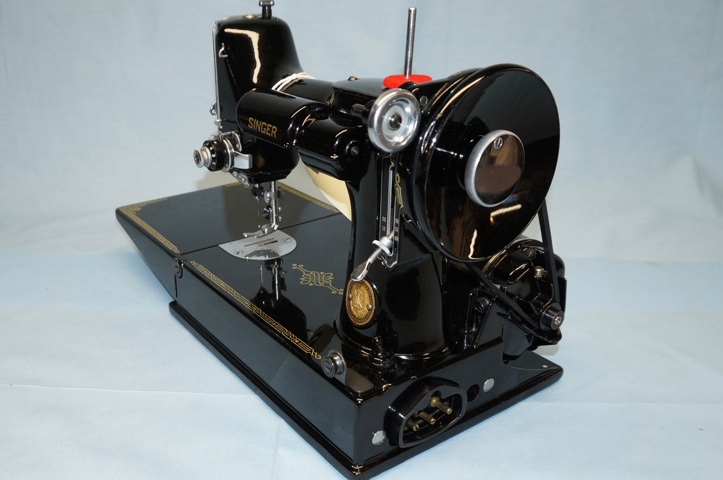 1952 Featherweight "Cora"