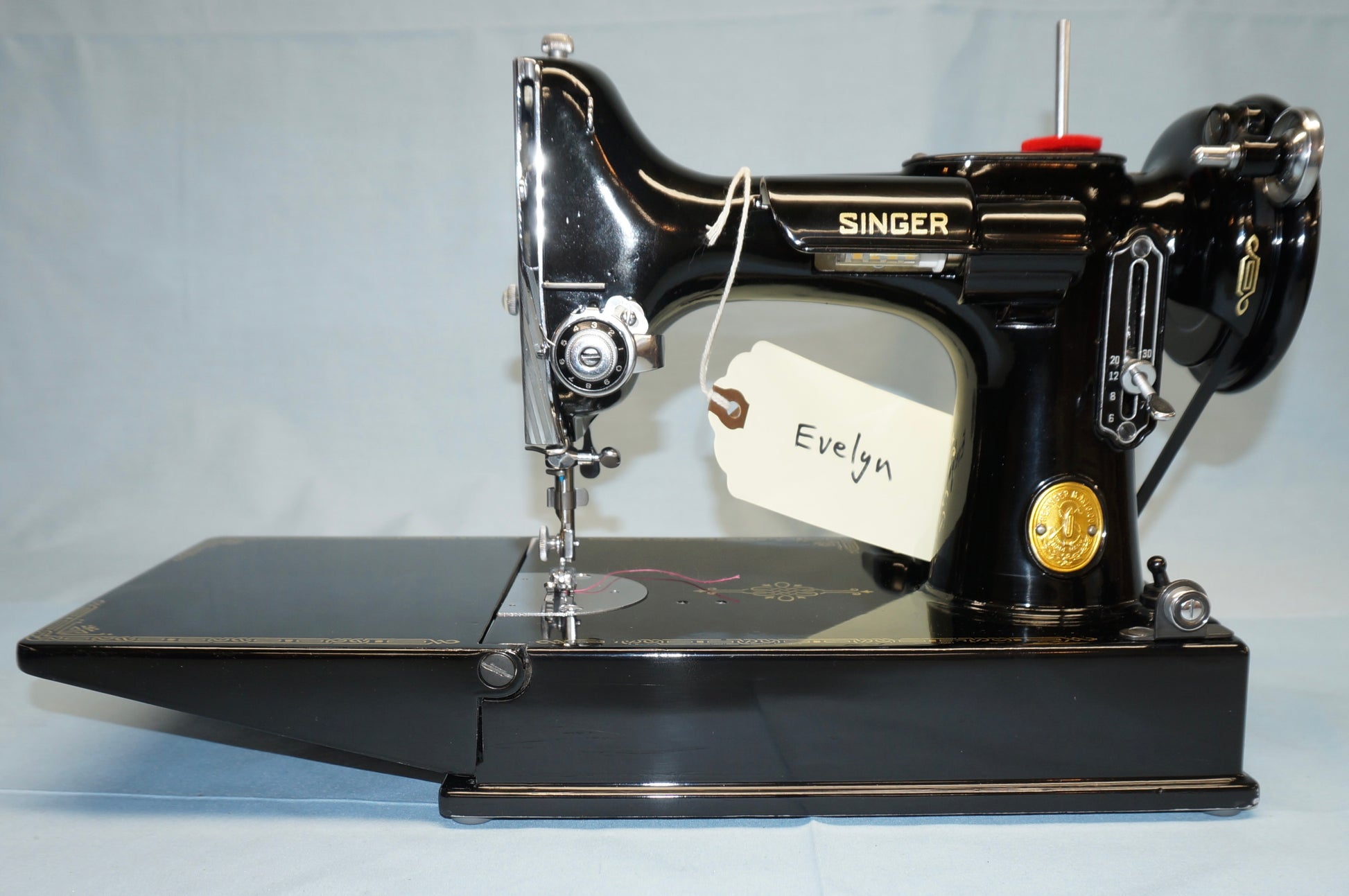 Featherweight Evelyn front view